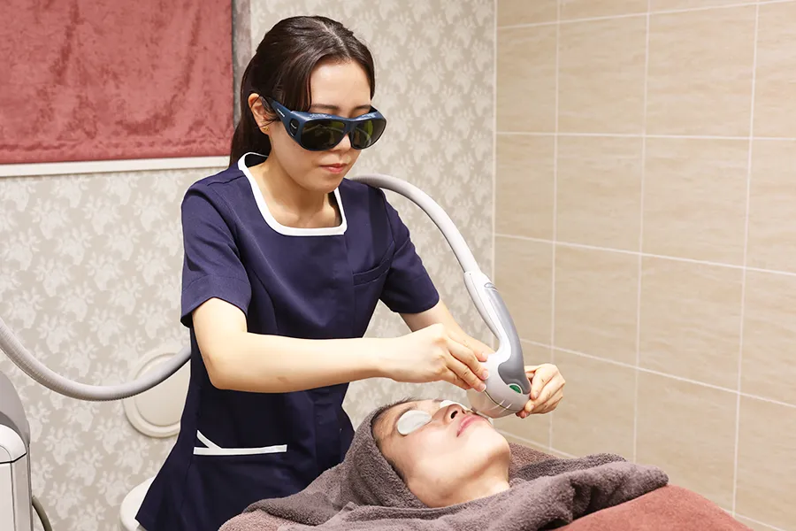 フォトブライト（IPL光治療）