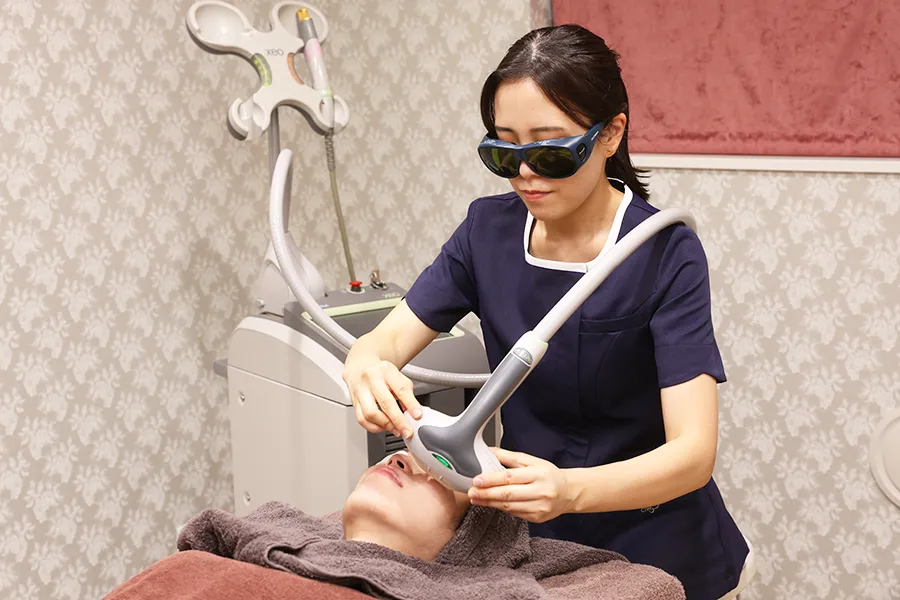 フォトブライト治療（IPL光治療）